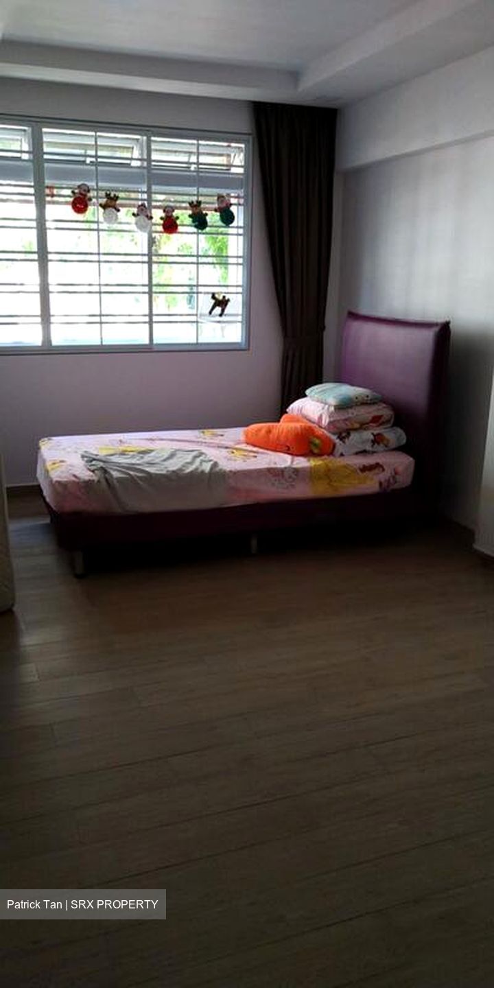 Blk 733 Jurong West Street 73 (Jurong West), HDB 5 Rooms #450142931